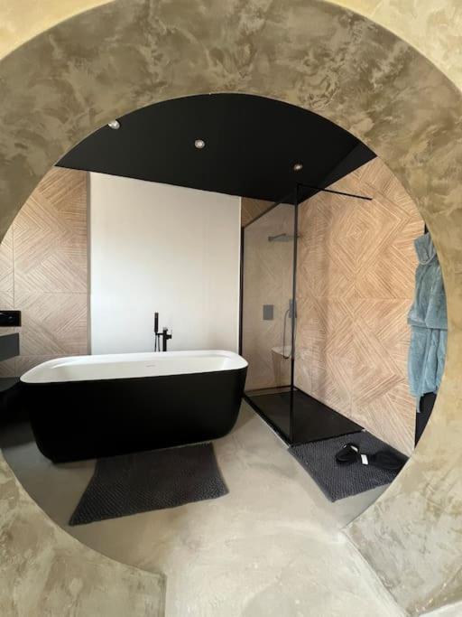 Le Charme Des Bois Apartment Ales Bagian luar foto