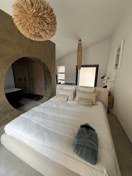 Le Charme Des Bois Apartment Ales Bagian luar foto